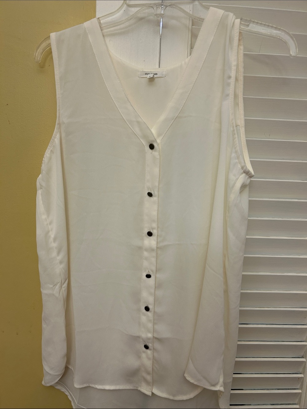 Maurices Cream Sleeveless V-Neck Button Front Blouse